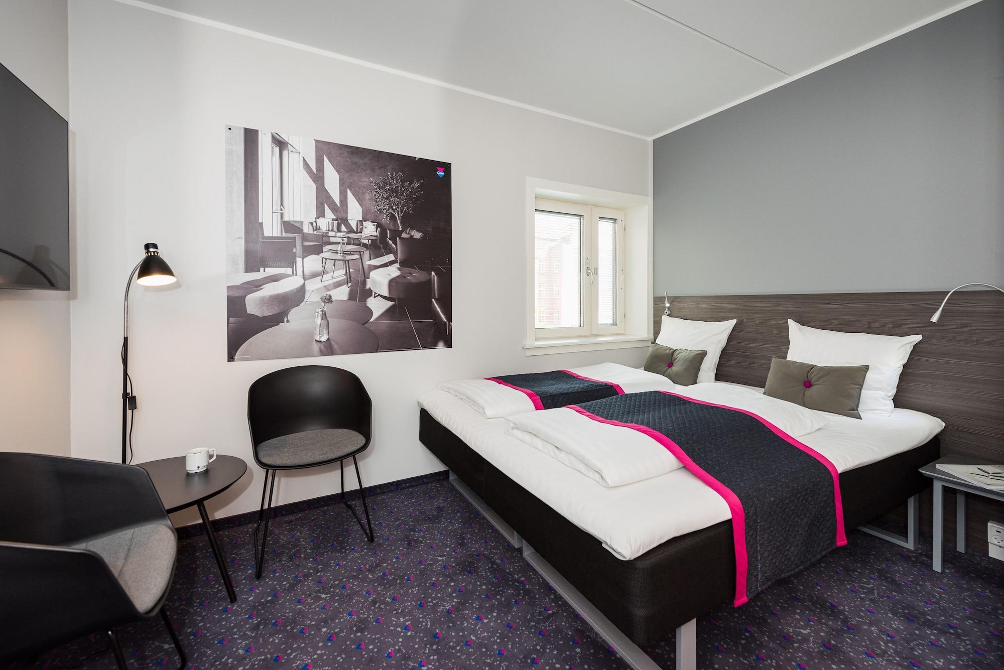 เคบินน์ โอเดนเซอ Hotel ภายนอก รูปภาพ